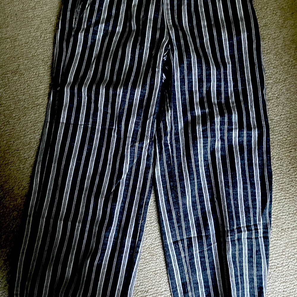 Old Navy Blue/ White Striped pants
